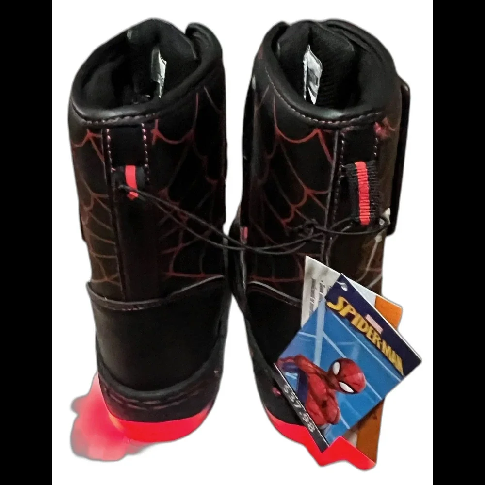 Marvel Spider-Man Boots Toddler Size 6 Light Up Snow Winter Red Black Boys